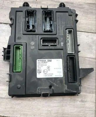 Nissan Qashqai Central body control module 284B14CB9A 116RI002869 116RAI002868