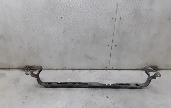 Volvo V50 Bottom radiator support slam panel 