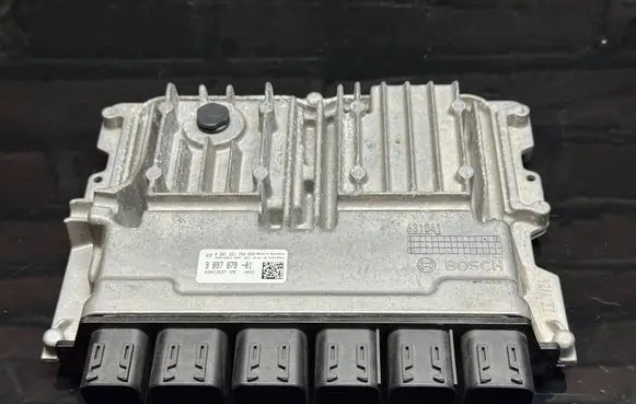 Mini One - Cooper F56 F55 Engine control unit/module 0261S21754 9897879 030612697