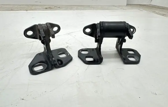 Tesla Model S Rear door hinge set 