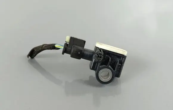 Dodge Durango Airbag deployment crash/impact sensor 56054085AA