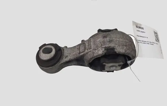 Nissan Qashqai Engine mount bracket 11350JD000