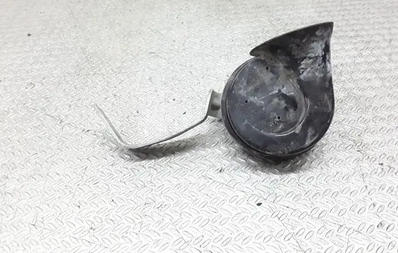 Audi A4 S4 B6 8E 8H Horn signal