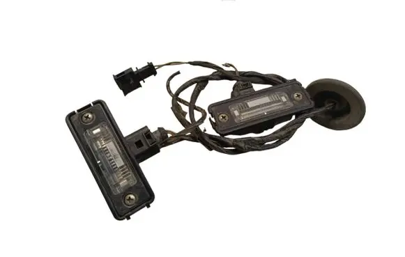 Volkswagen Golf IV Number plate light 1J6943021