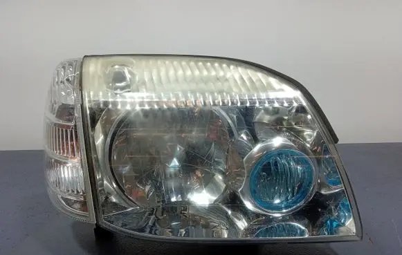 Nissan X-Trail T30 Headlight/headlamp ICHIKOH1682