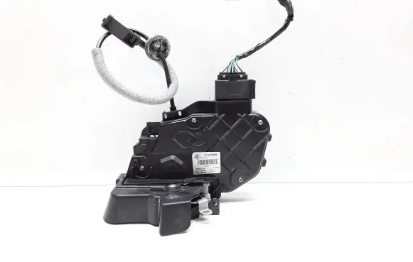 Volvo V70 Rear door lock 31253668
