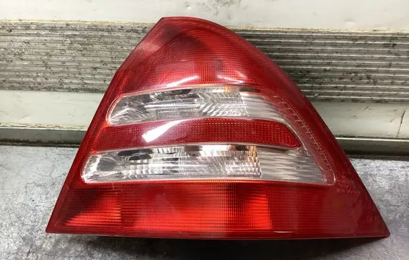 Mercedes-Benz C W203 Rear/tail lights