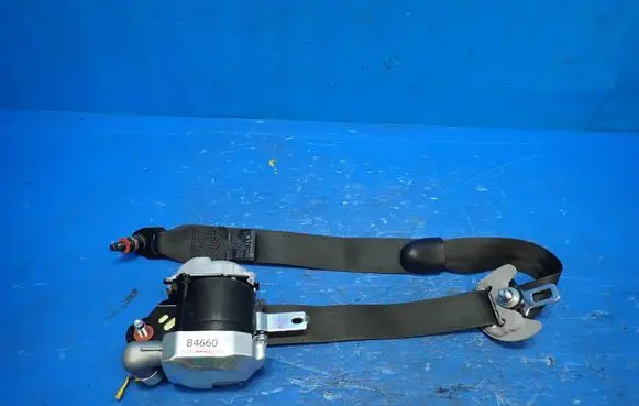 Hyundai i40 Front seatbelt 88810-3Z000 888203Z000