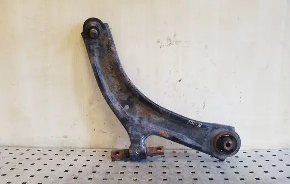 Nissan X-Trail T31 Front lower control arm/wishbone