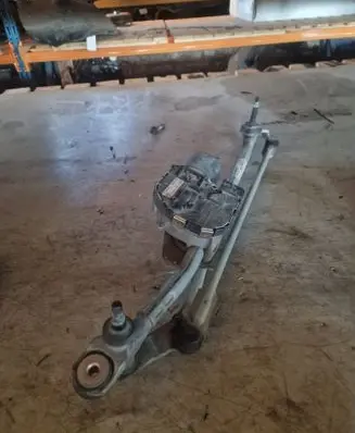 Audi A6 S6 C7 4G Front wiper linkage and motor 4G1955119