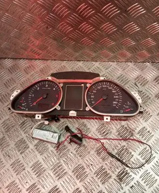 Audi A6 S6 C6 4F Speedometer (instrument cluster)