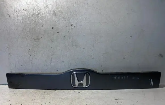 Honda Insight Trunk door license plate light bar 74890TM8