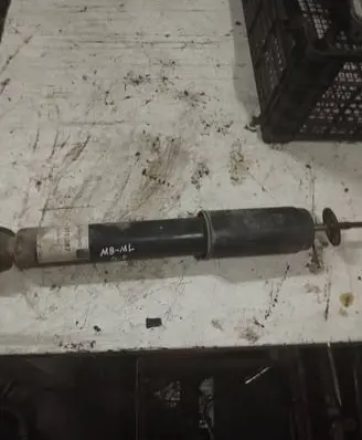 Mercedes-Benz ML W163 Front shock absorber/damper 311367