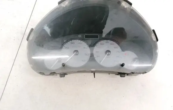 Peugeot Partner Speedometer (instrument cluster) 9662746380 000709213