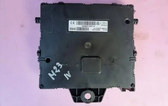 Renault Master III Central body control module 284B25740R BCMN4 BCM-N4