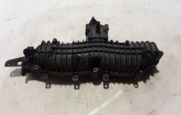 Volvo S60 Intake manifold 31293613