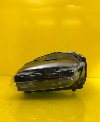 Porsche Taycan 9J1 Headlight/headlamp 9J1941033J