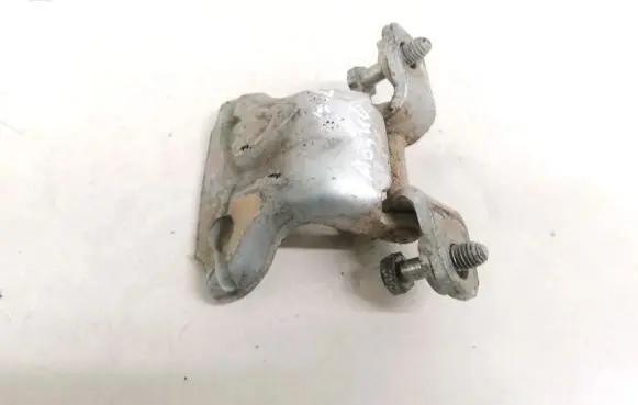 Mitsubishi Space Star Rear door lower hinge