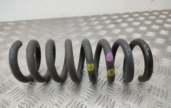 Mercedes-Benz E C207 W207 Rear coil spring