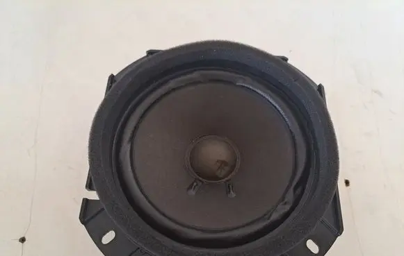Chevrolet Corvette C7 Front door speaker 23128683 000192377