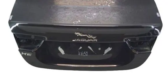 Jaguar XE Truck tailgate 