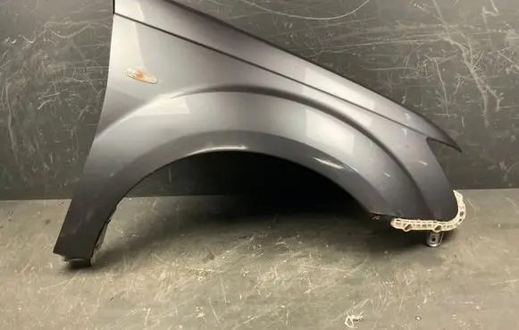 Mitsubishi Outlander Fender