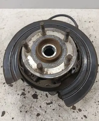 Jeep Grand Cherokee Rear wheel hub 04877112AB