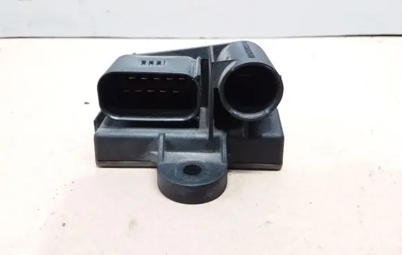 Mercedes-Benz Sprinter W906 Glow plug pre-heat relay A6519003103