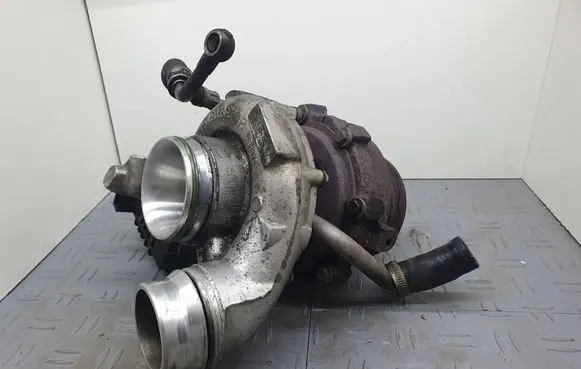 BMW 5 F10 F11 Turbo 779975807 77785310 NJG02956