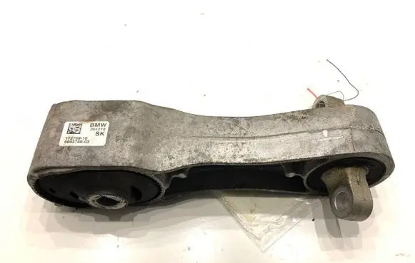 Mini Clubman F54 Engine mounting bracket 6885788