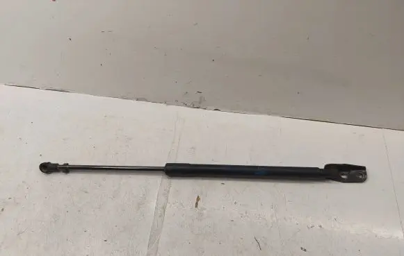 Toyota Auris 150 Tailgate/trunk strut/damper 6896002081