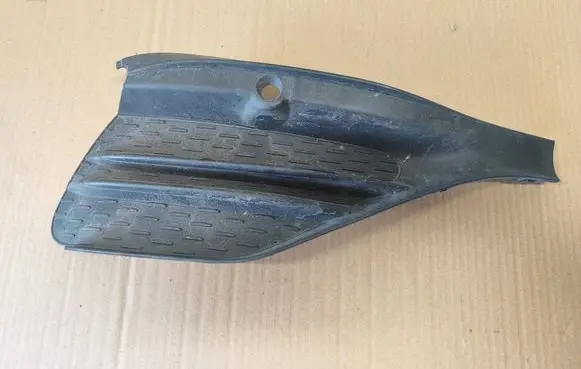 Mercedes-Benz C W206 Front bumper lower grill A2068854205