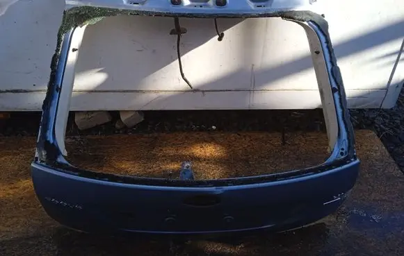 Ford Focus Tailgate/trunk/boot lid