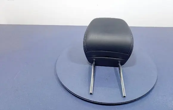 Infiniti Q50 Front seat headrest 