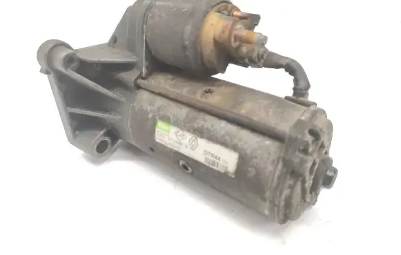 Renault Trafic II (X83) Starter motor 7700116260D D7R44 25H50316MM