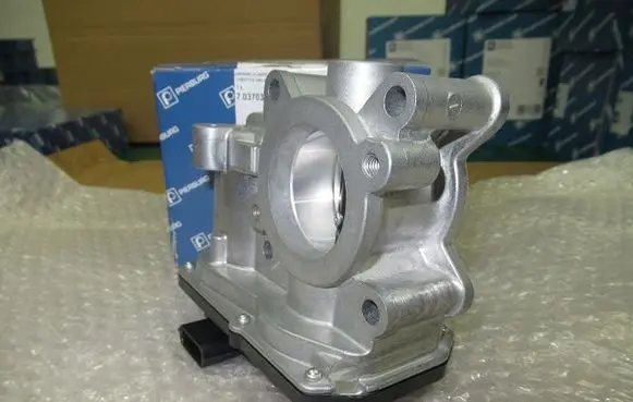 Renault Laguna III Throttle body valve 70370321