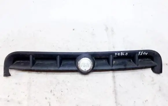 Fiat Doblo Front grill 735268388