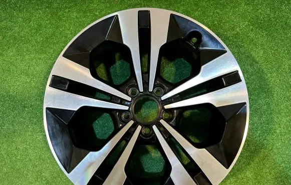 Mercedes-Benz GLA W156 X156 R18 alloy rim 