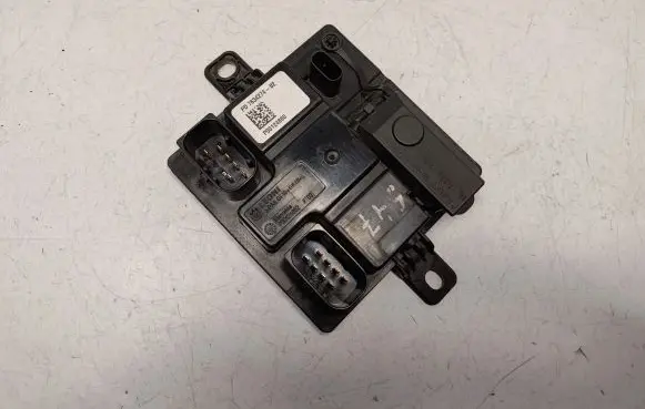 BMW 7 F01 F02 F03 F04 Power management control unit 7634274 12637634274