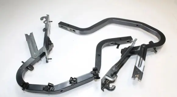 Mazda 3 II Tailgate/trunk/boot hinge