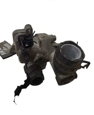 Thermostat/thermostat housing