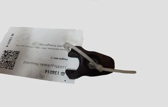 Peugeot 4007 Fuel Injector clamp holder