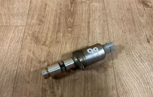 Nissan Micra Camshaft vanos timing valve 25342153