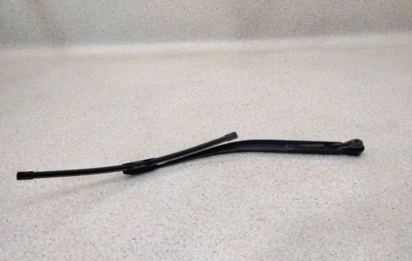 Nissan Primera Rear wiper blade arm 80008617