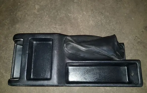 BMW 5 E34 Center console 51168181940