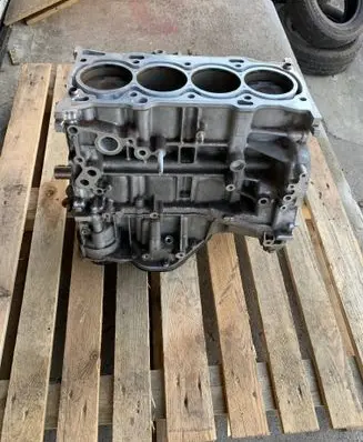 Toyota RAV 4 (XA40) Engine block 2AR