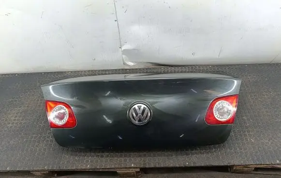 Volkswagen PASSAT B6 Tailgate/trunk/boot lid 