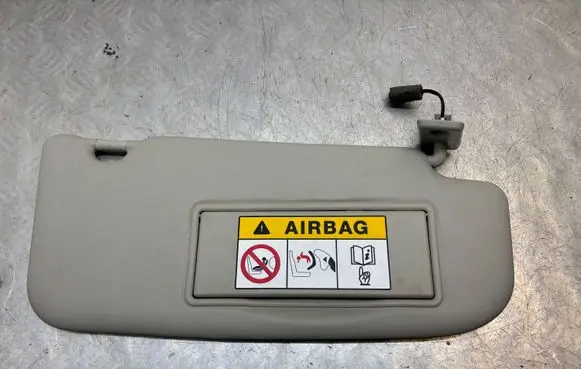 Nissan Qashqai Sun visor