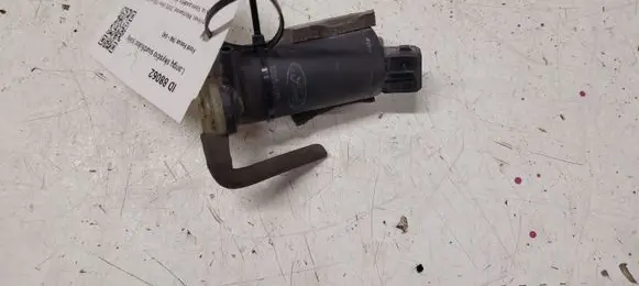 Ford Focus Windscreen/windshield washer pump 938B17K024BA