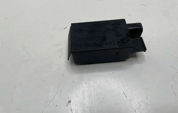 BMW 5 E39 Immobilizer control unit/module 110187 64118391470 00612000462250